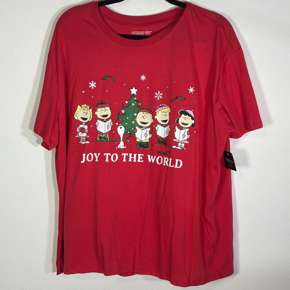 Peanuts Snoopy Christmas Joy to the World Red Graphic T Shirt XL NWT Holiday